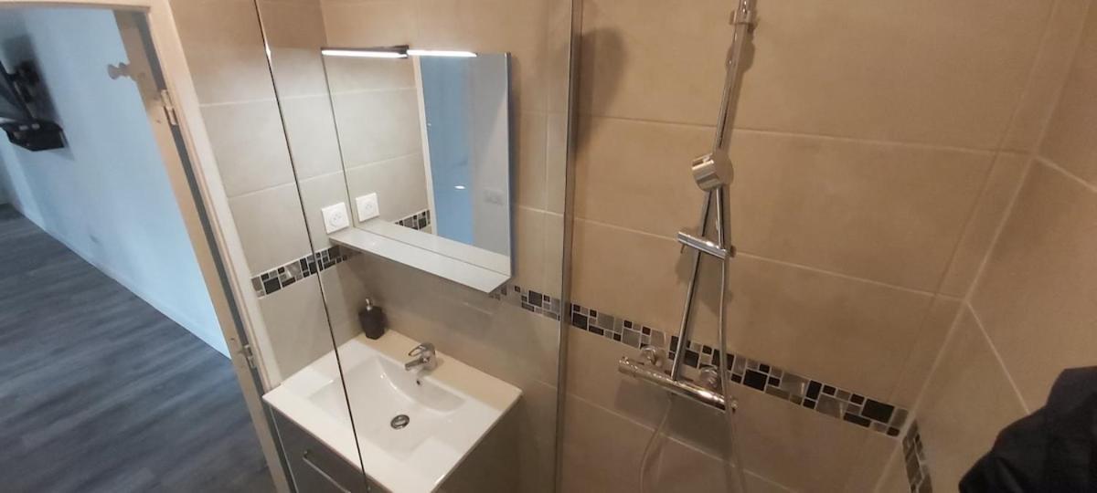 L'Escapade Parisienne Apartment Олне су Боа Екстериор снимка